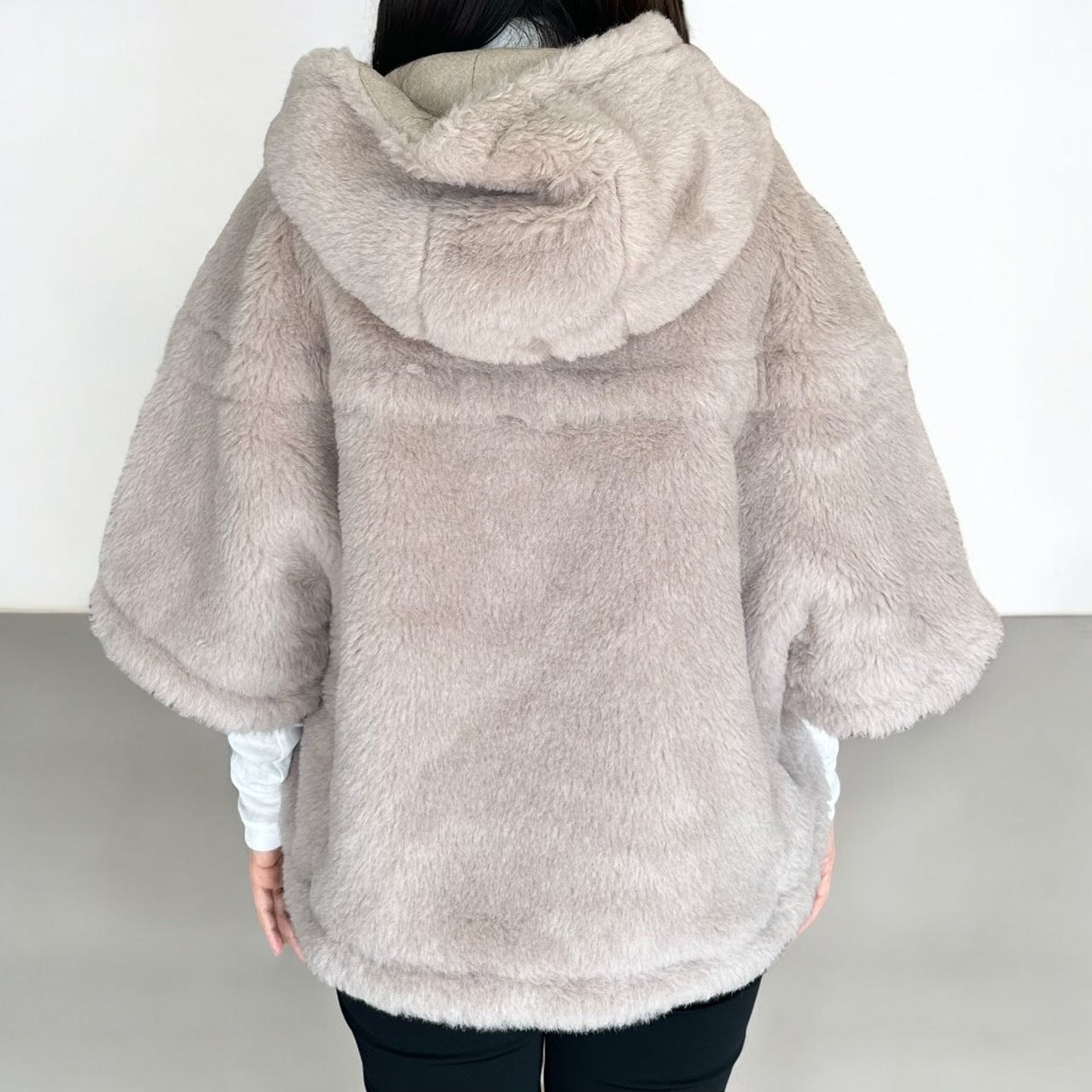 ＜MAX MARA ＞テディベアケープ PETALO