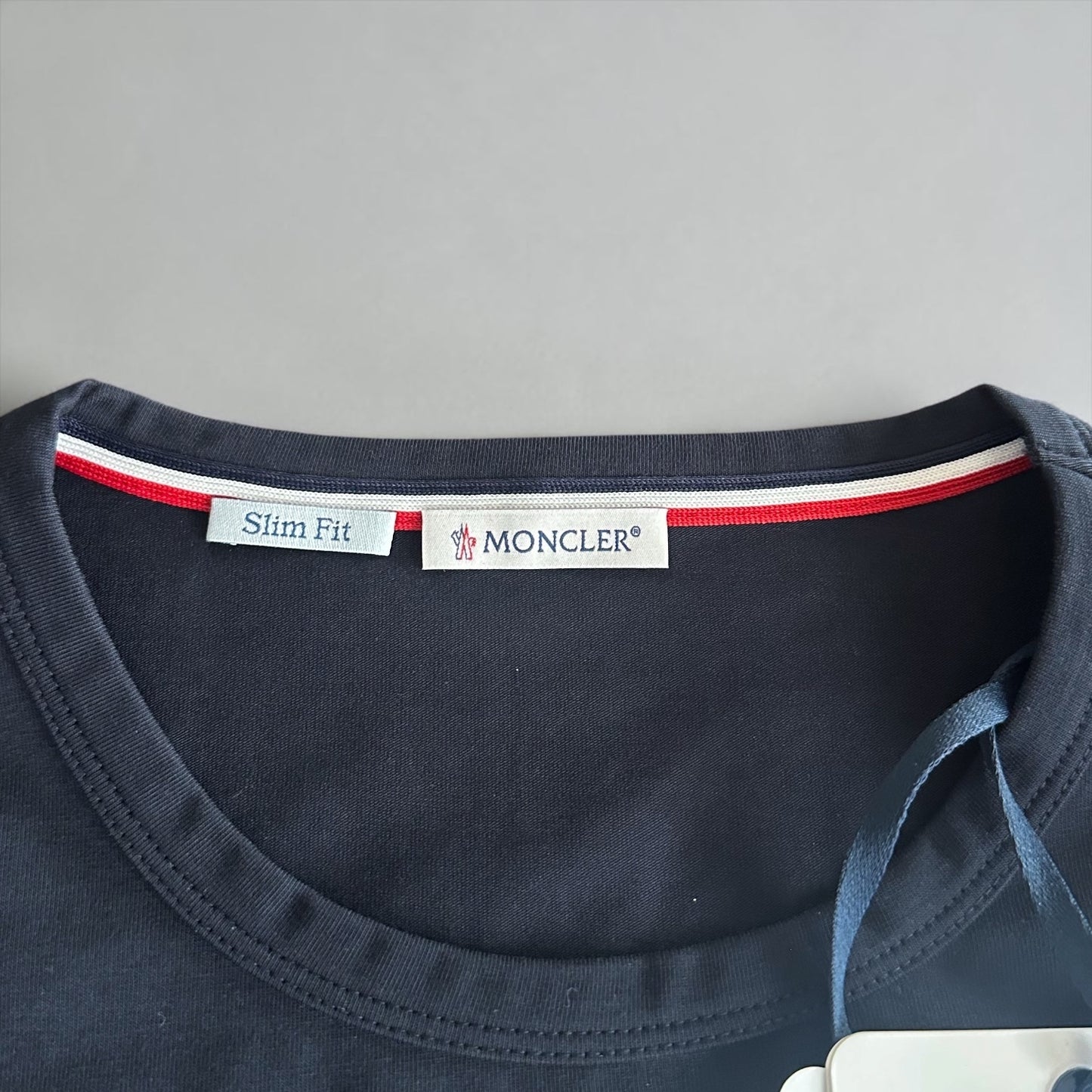 ＜Moncler＞TシャツL10918C7160087296