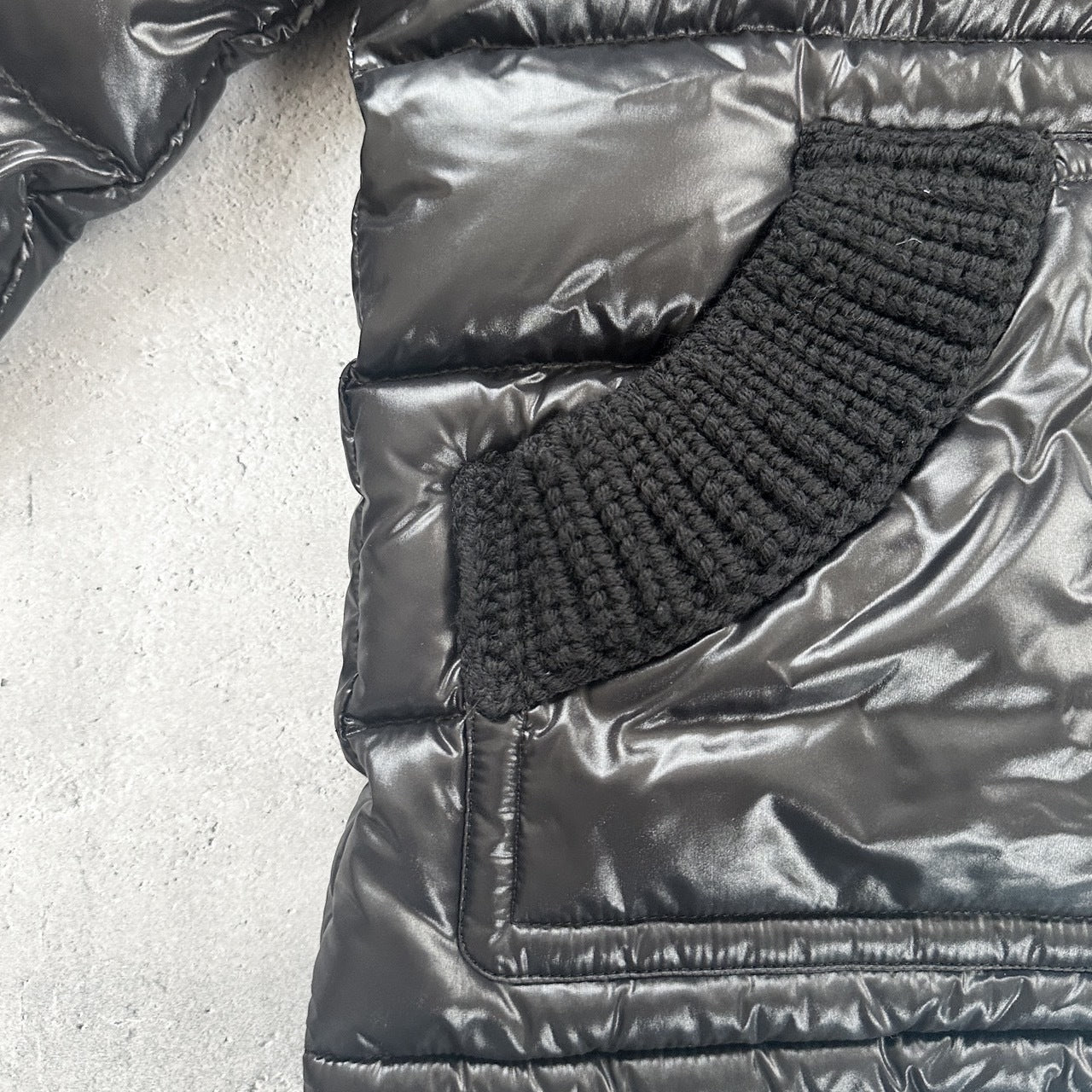 ＜Moncler ＞Arcelot ダウンジャケット