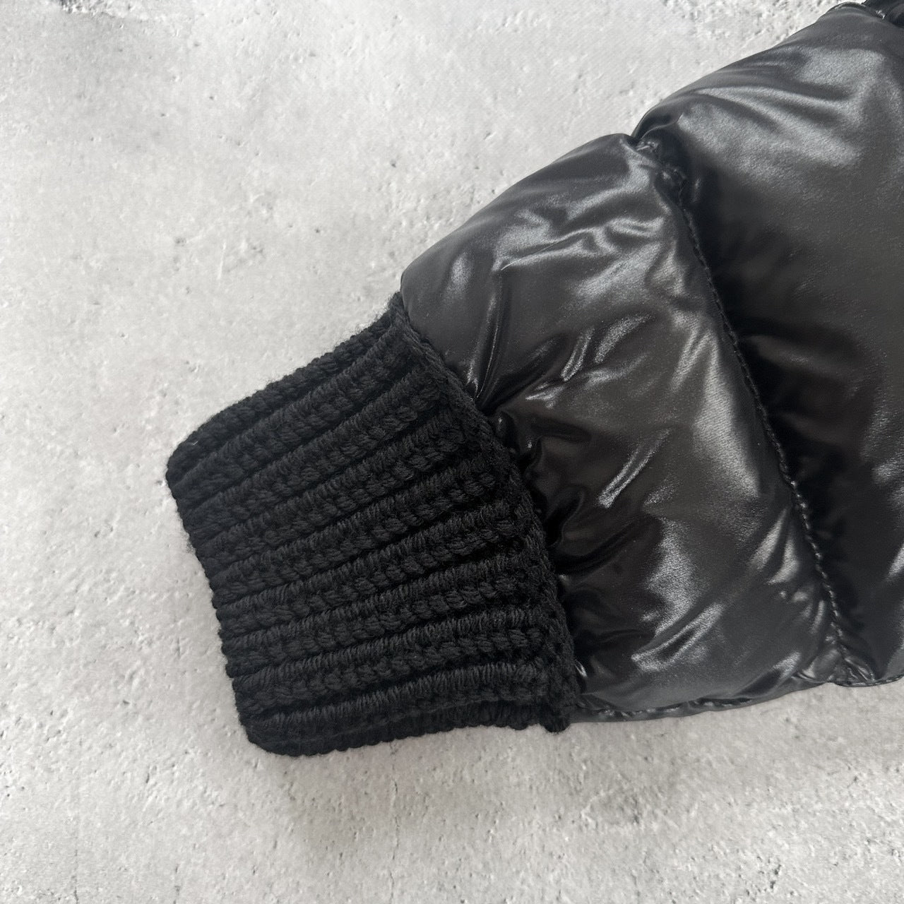 ＜Moncler ＞Arcelot ダウンジャケット