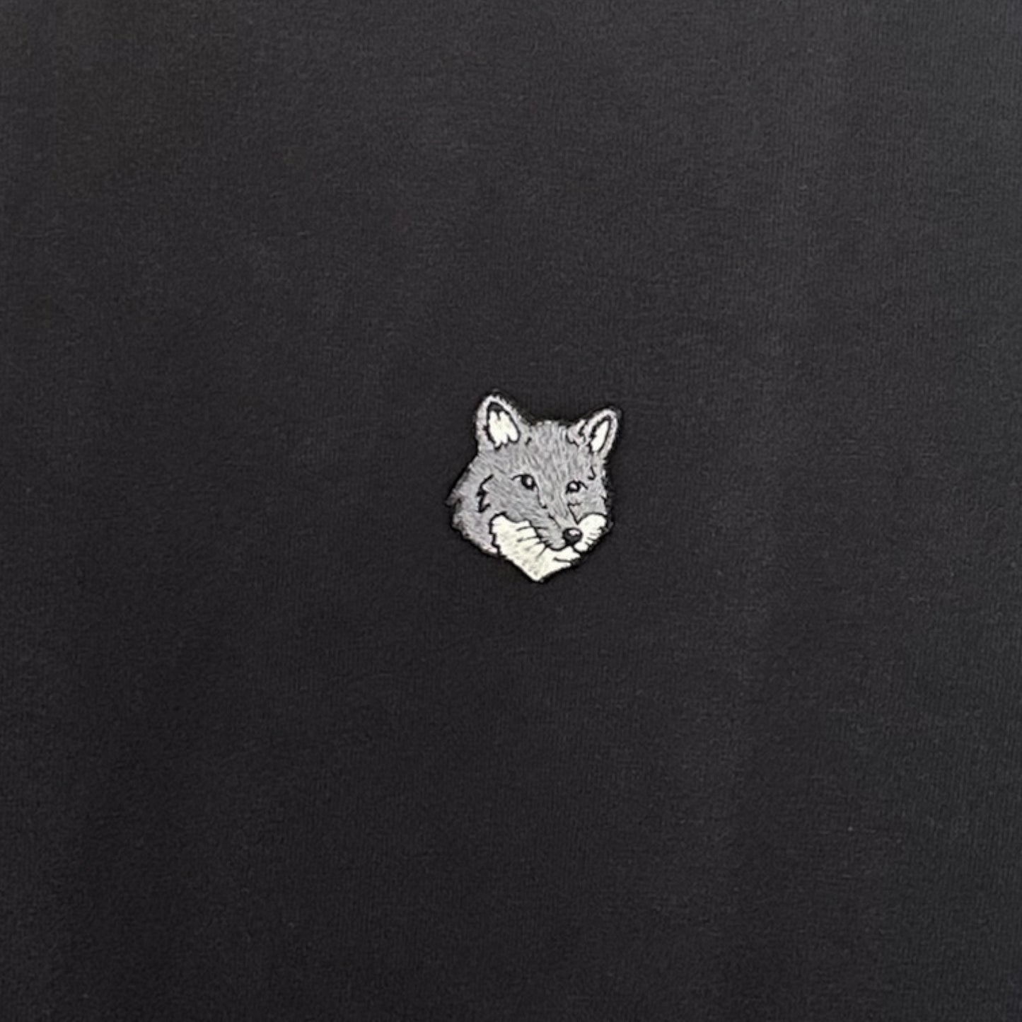 ＜MAISON KITSUNE＞フォックスヘッド コンフォート Tシャツ