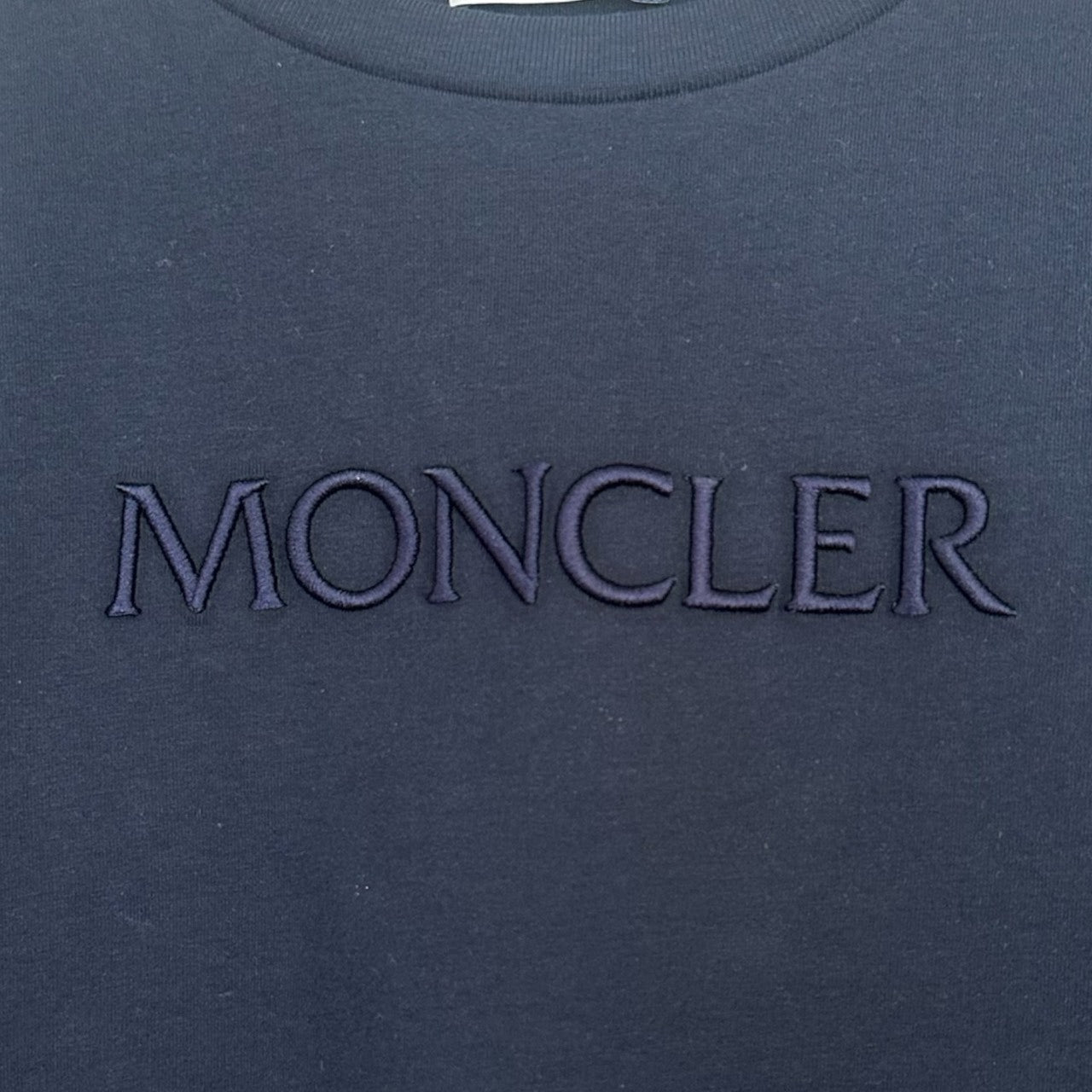 ＜ MONCLER  ＞大人もOK！モンクレールTシャツL19548C0000989AT9