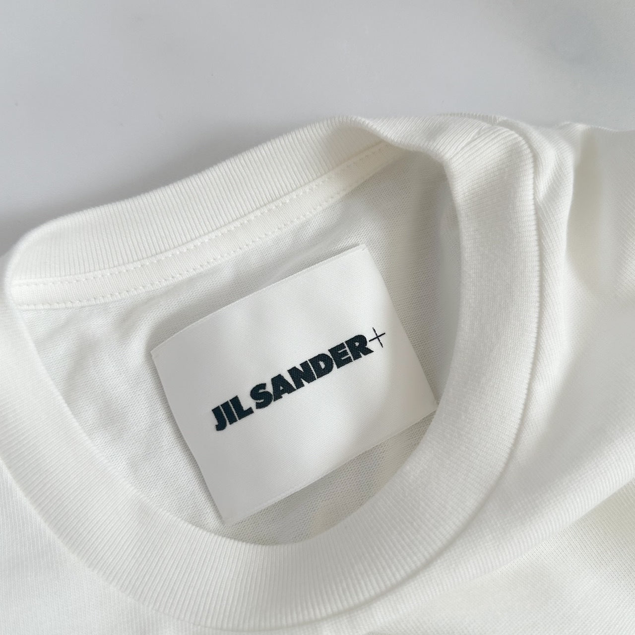＜Jil sander＞Jil Sander+プリントロゴ Tシャツ-レディース