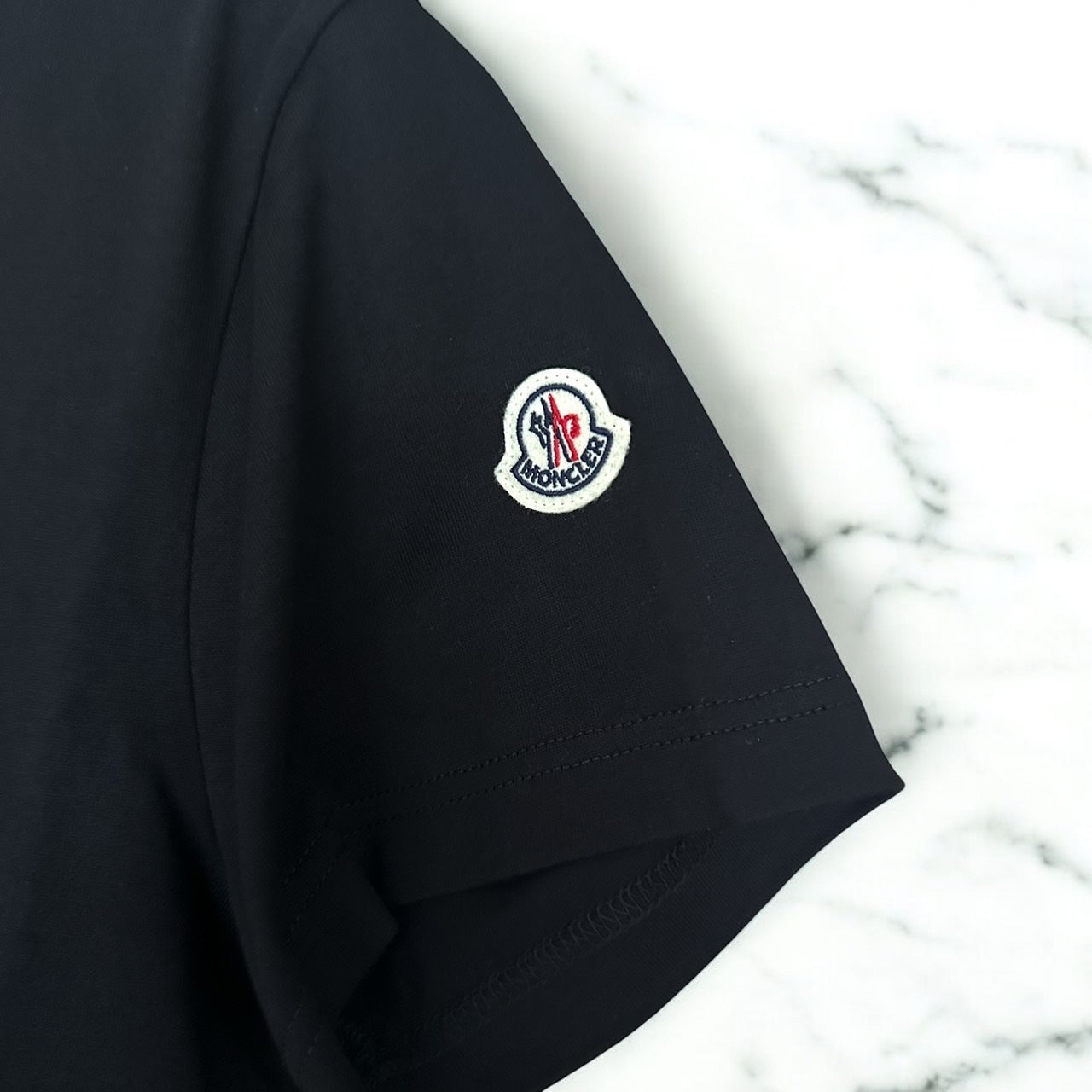 ＜ MONCLER  ＞モンクレール・Tシャツ K10938C73200V8058033