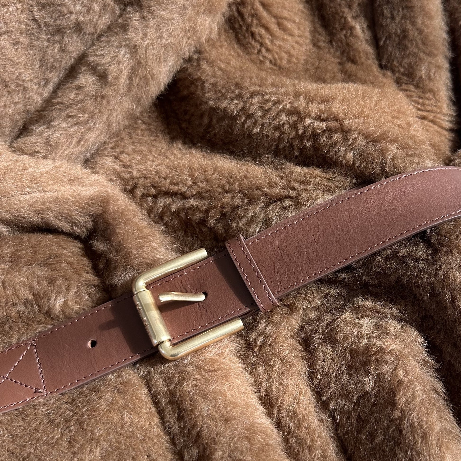 ＜MAX MARA ＞  LANOSO4 テディベアケープ