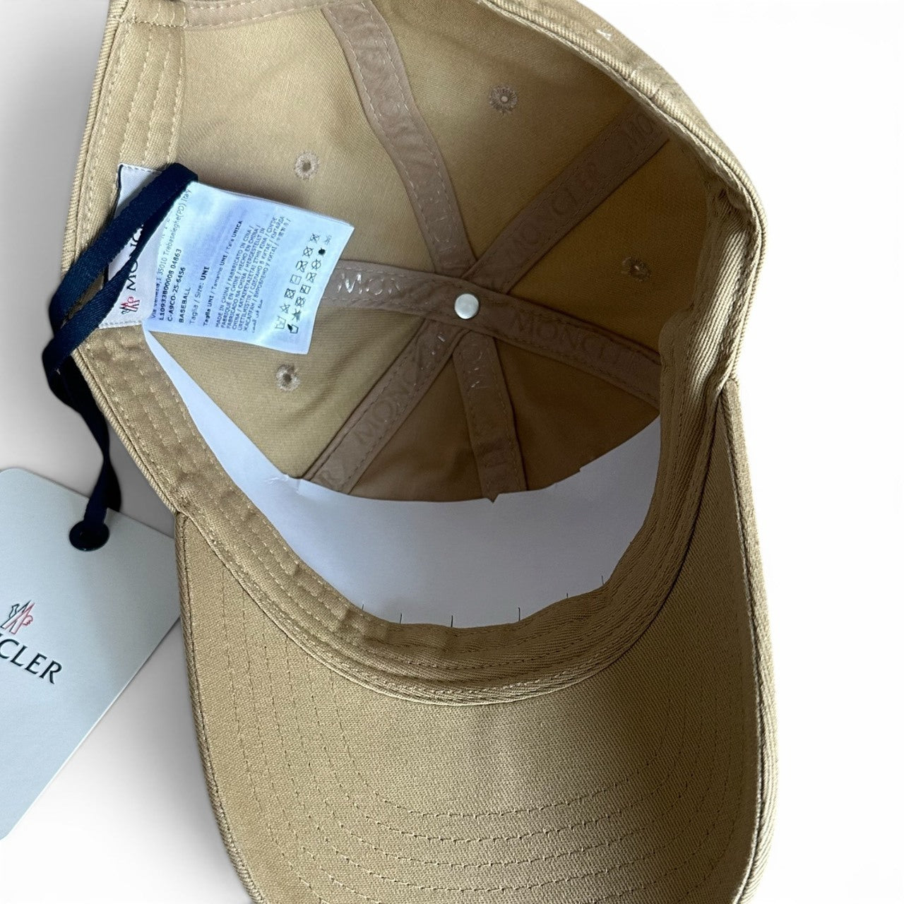 ＜Moncler ＞モンクレール・ロゴ・キャップ