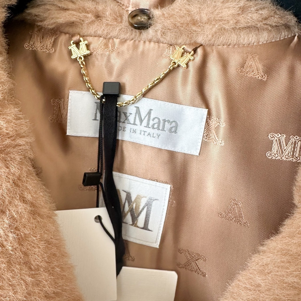 ＜MAX MARA ＞  LANOSO4 テディベアケープ